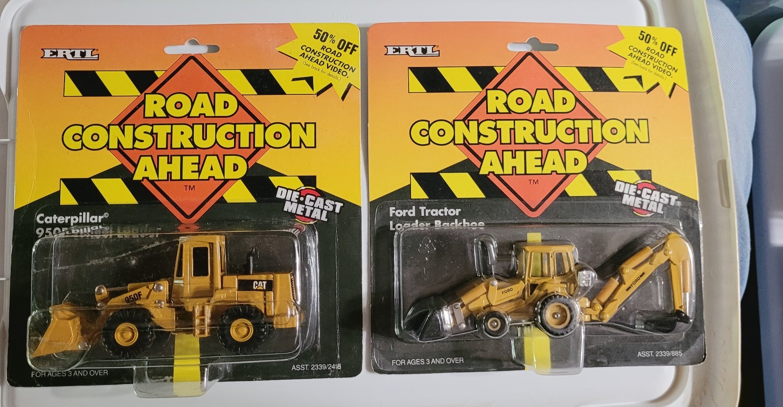 ERTL Road Construction Ahead Cat 950F Wheel Loader and Ford Loader Backhoe