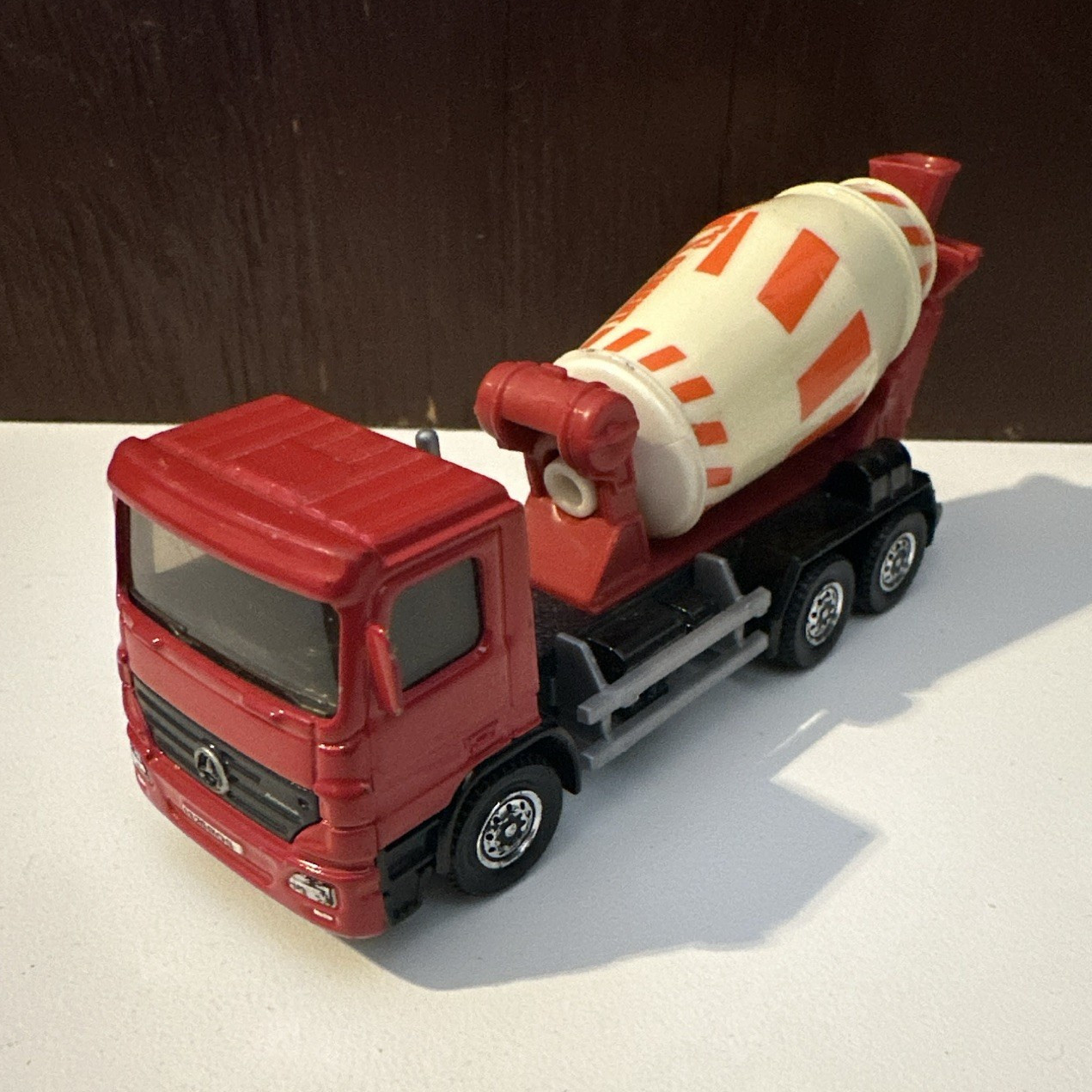 Matchbox Mercedes-Benz Cement Mixer