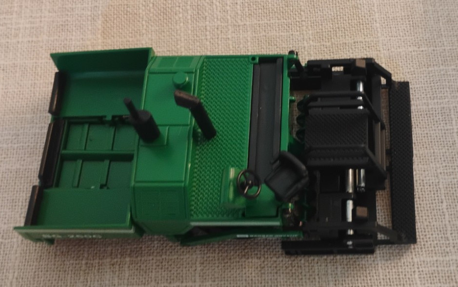 Caterpillar Cat AP-1000B Asphalt Paver Green NZG 1:50 Scale Diecast Model #4791