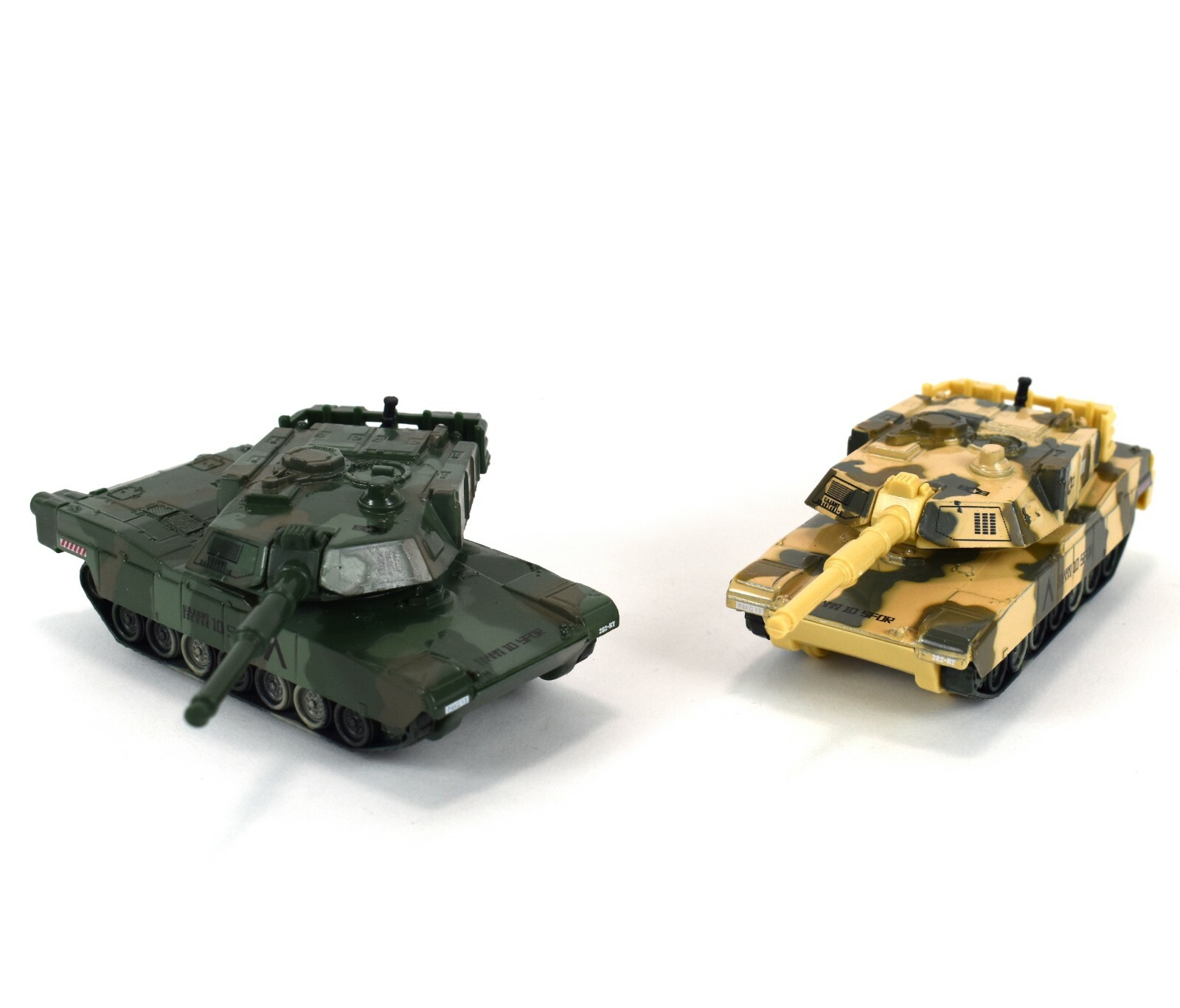 4.5″ Die-cast Pullback M109 Paladin Tank – Styles And Color Patterns Vary