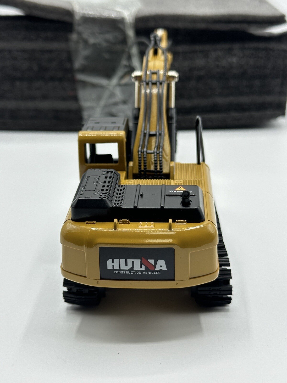NEW Huina Excavator Construction Top Toy Diecast Metal