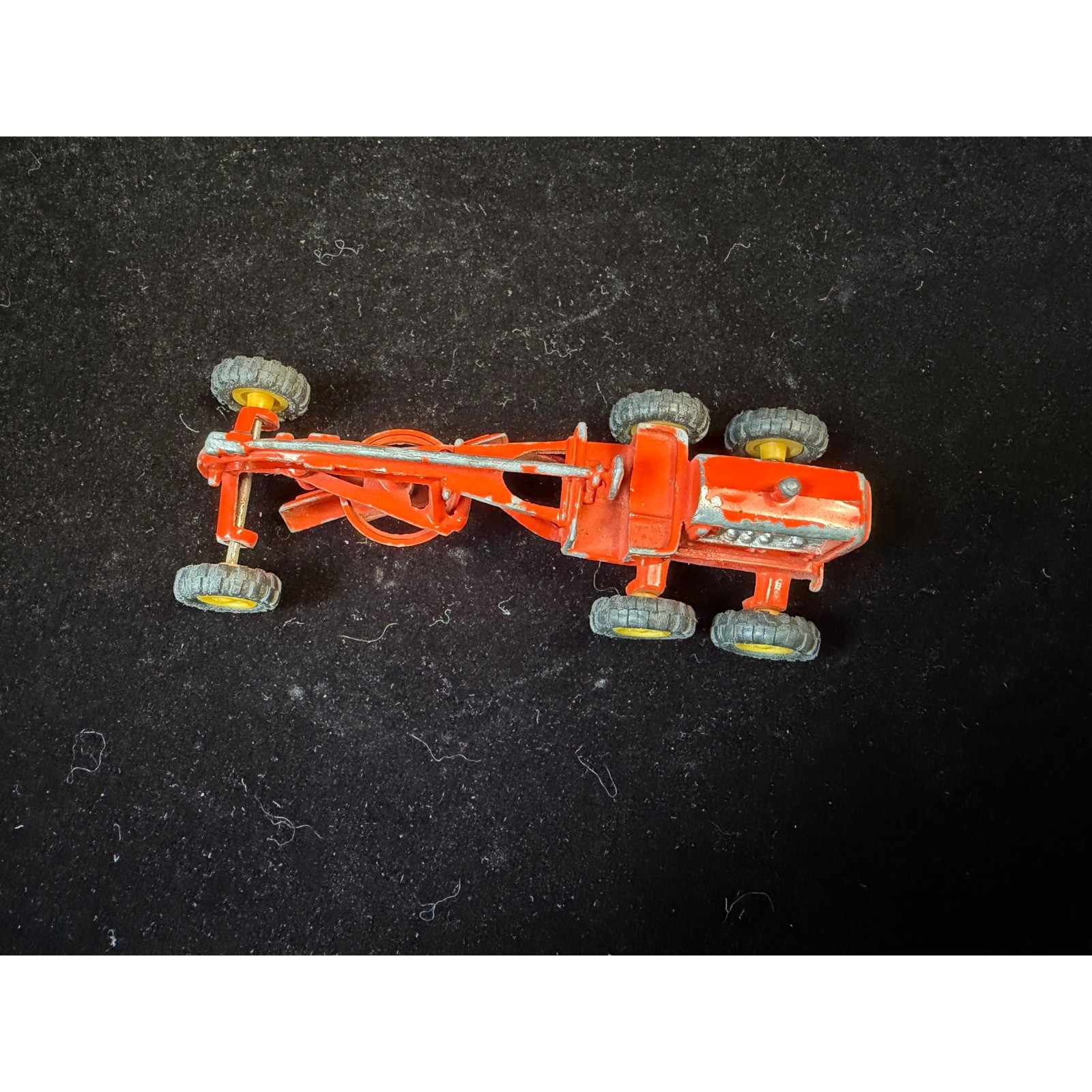 Vintage Diecast Road Grader No 8102 Orange Construction Vehicle – Hong Kong