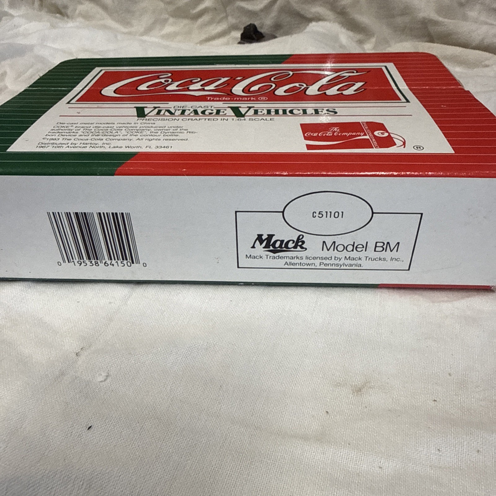 Vtg Coca-Cola Delivery Truck Atlanta Bottling 1:64 Hartoy AHL Diecast NEW NOS