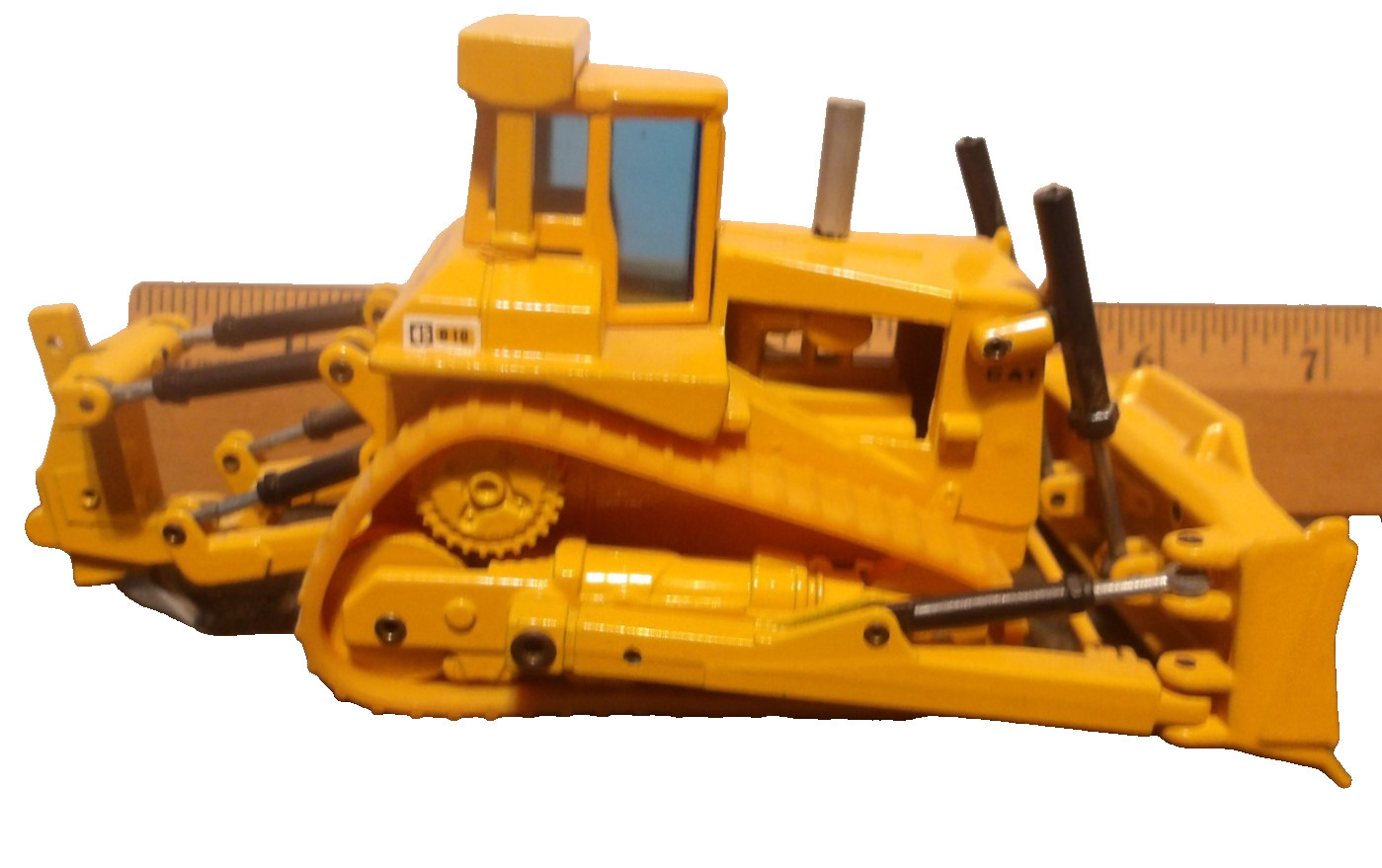 JOAL 220 CAT CATERPILLAR D10 TRACK TYPE Bulldozer TRACTOR SCALE 1/70 / 6” SPAIN