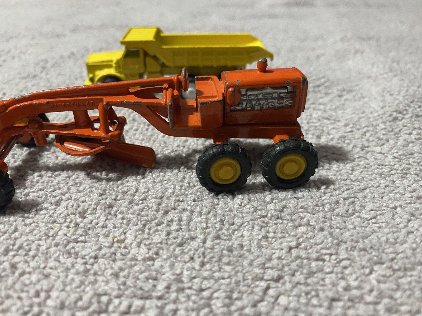 Vintage Zylmex 8102 Orange Motor Road Grader Hong Kong & EUCLID R-40 Dinky toys