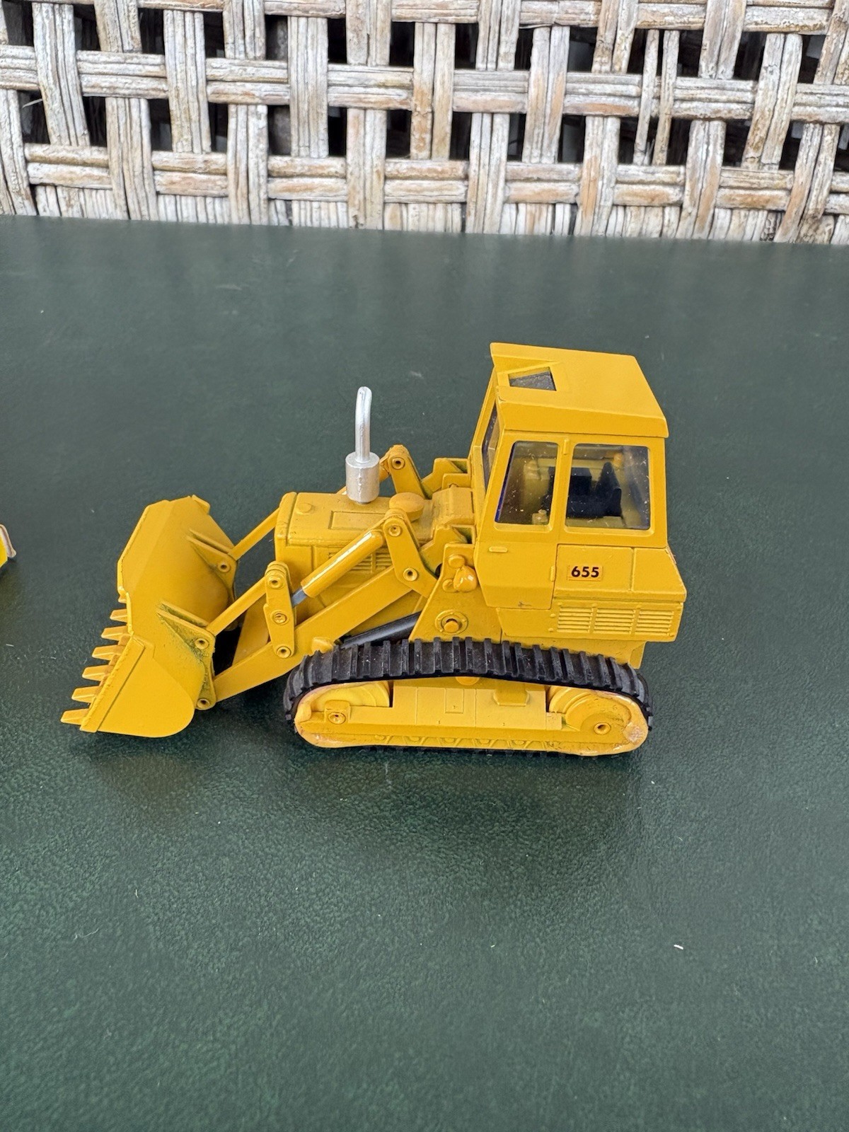 VINTAGE NZG CATERPILLAR 955K TRACK LOADER 1:50 No. 116 Boxed with Shovel