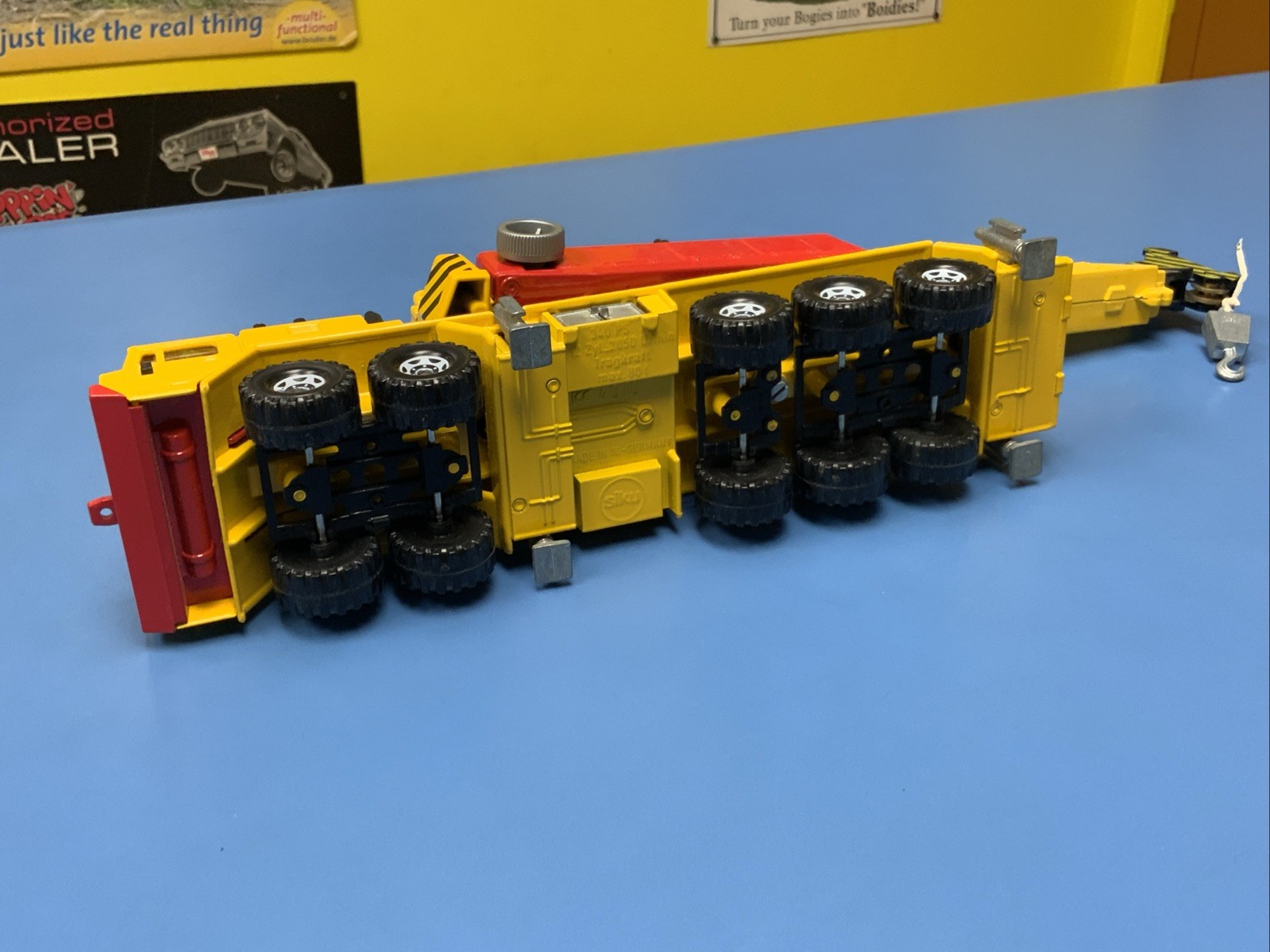 Vintage SIKU Tragkraft Hydraulic Grove Construction Crane W. Germany #4010