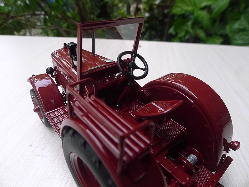 1:32 SCHUCO Hanomag R 40 Tractor Construction Farm Machine Equipment Resin Model