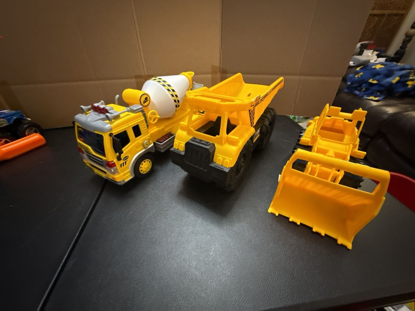 Team Project Friction Powered Construction Vehicle Set (Cement Mixer, Dump Truck