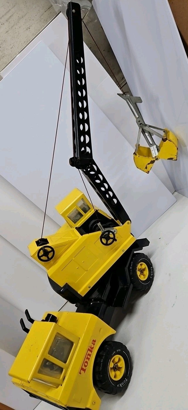 Vintage Mighty Tonka Turbo Diesel Toy Truck Crane. MR-970.
