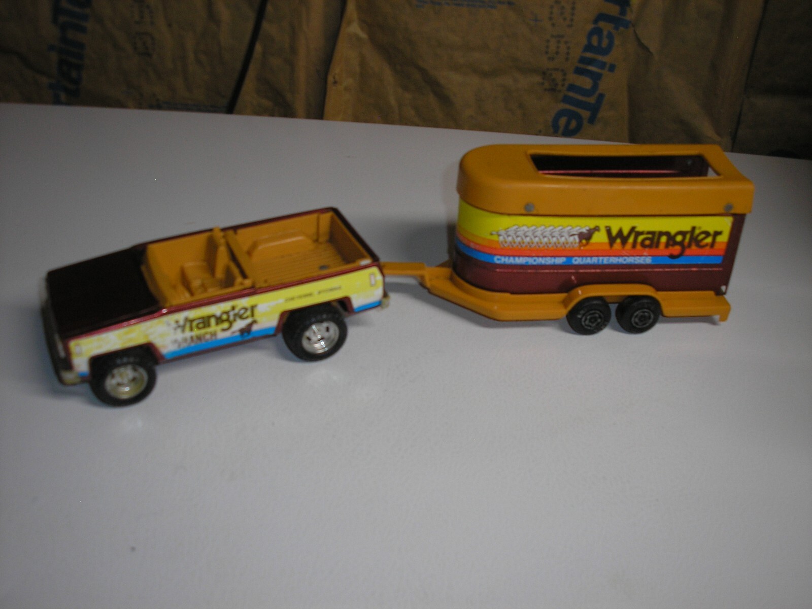 Vintage Ertl Wrangler Wranch Ranch Chevy Square Body Pickup w/ Horse Trailer
