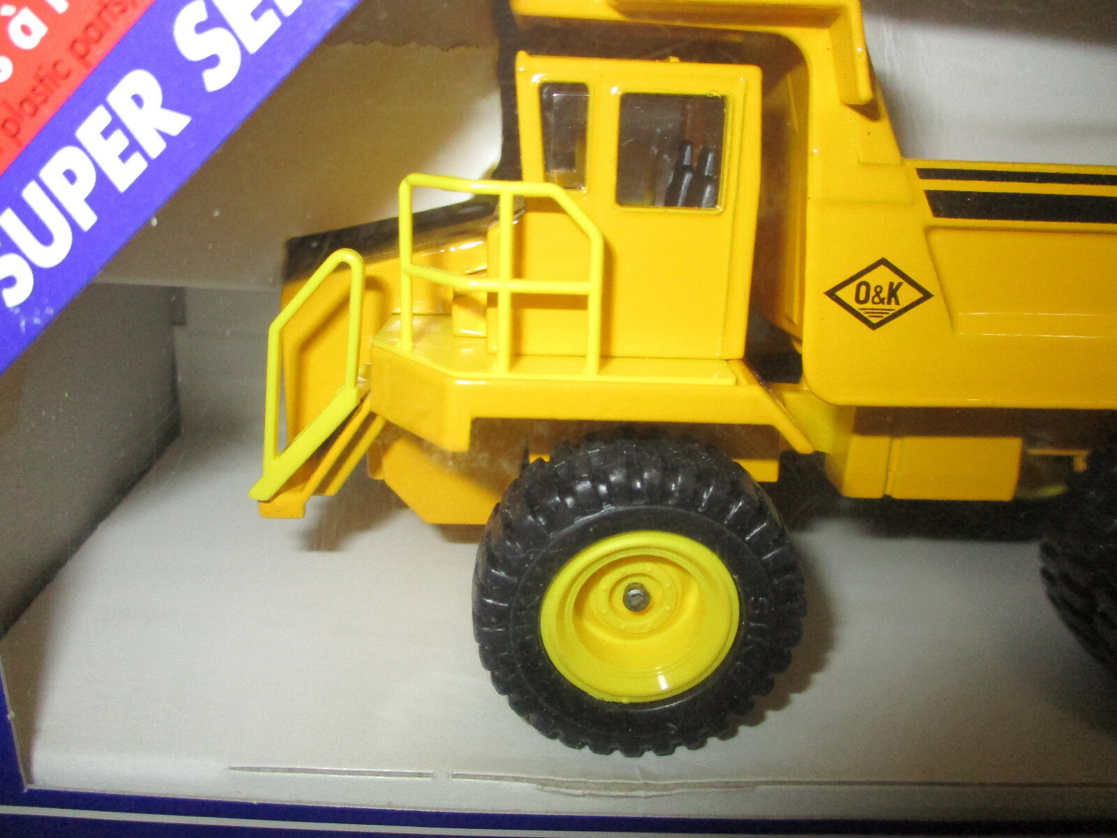 O&K K40 Heavy Duty Tipper Truck By Siku 1/55th Scale