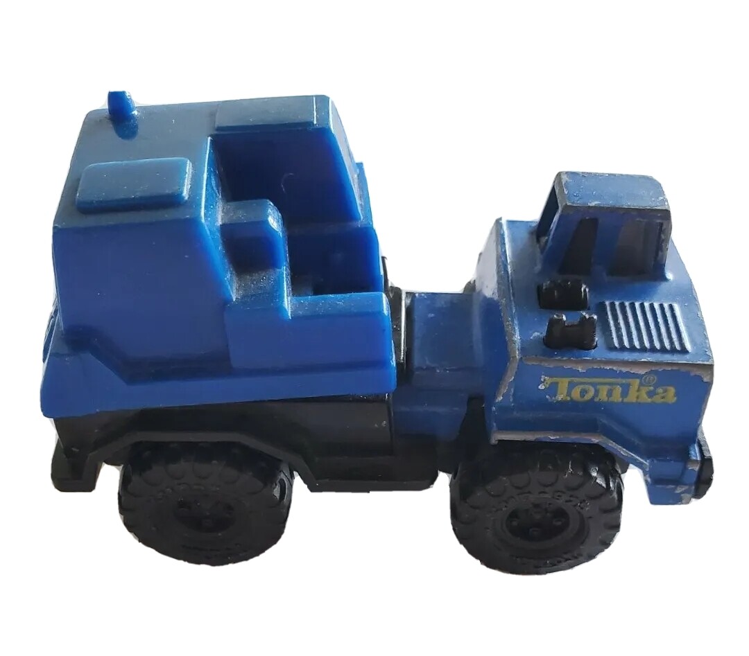 Tonka Blue Bucket Truck Construction 3.25″ Plastic Diecast 1992 Vintage Toy Car