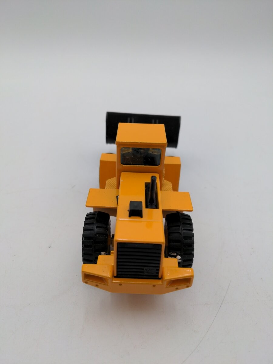Joal 227 Volvo BM L 160 1:50 Scale Loader Diecast Metal EX/Box