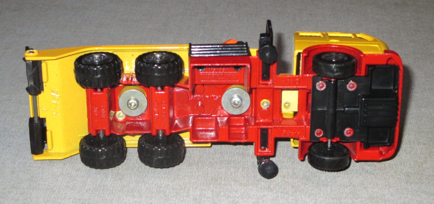 1981- MATCHBOX SUPER KINGS -K-43- MERCEDES TRACTOR-TRUCK LOG CARRIER MINT TOY