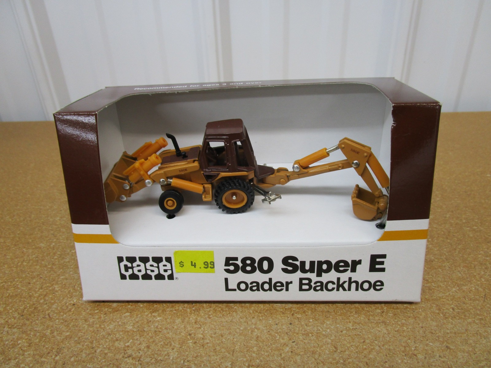 ERTL Case 580 Backhoe Super E 1/64 toy construction Loader diecast B3Z