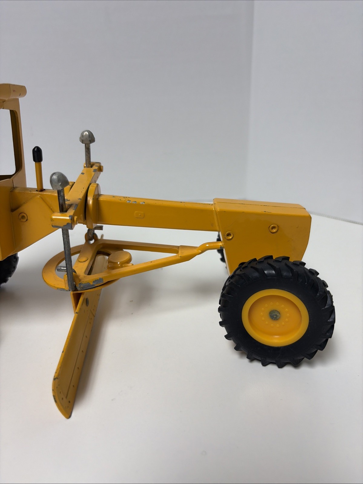 Vintage ERTL John Deere Grader Metal Construction 1:16 507