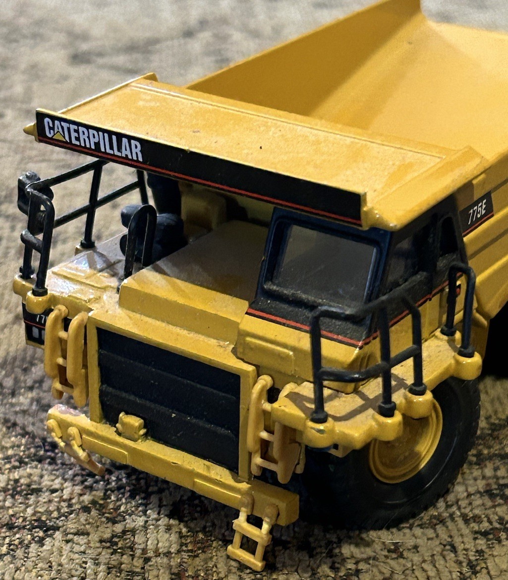 ‘Norscot Group Inc’ Caterpillar 775E Off Highway Dump Truck Used No Box COOL!!!