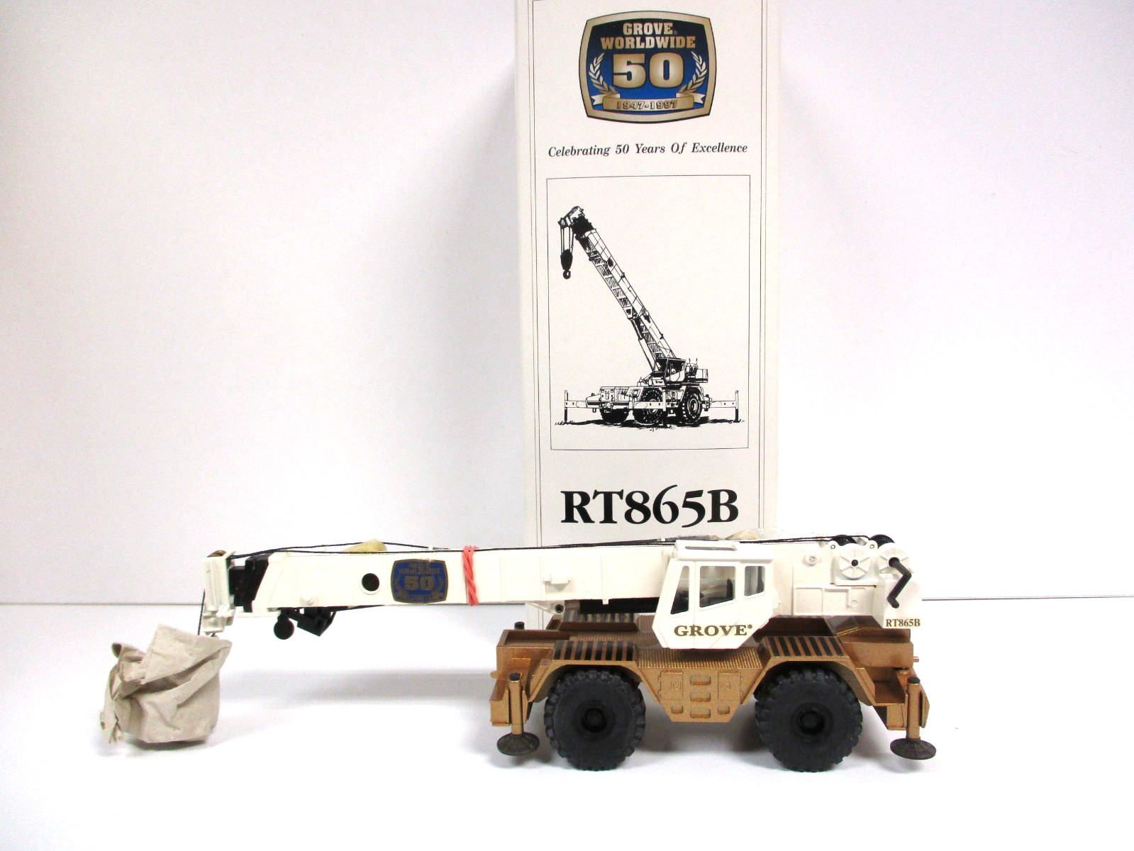 NZG – GROVE – 50 YEARS – RT865B ROUGH TERRAIN HYDRAULIC CRANE- 1/55 DIECAST