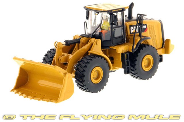 Diecast Masters 1:87 972M Wheel Loader