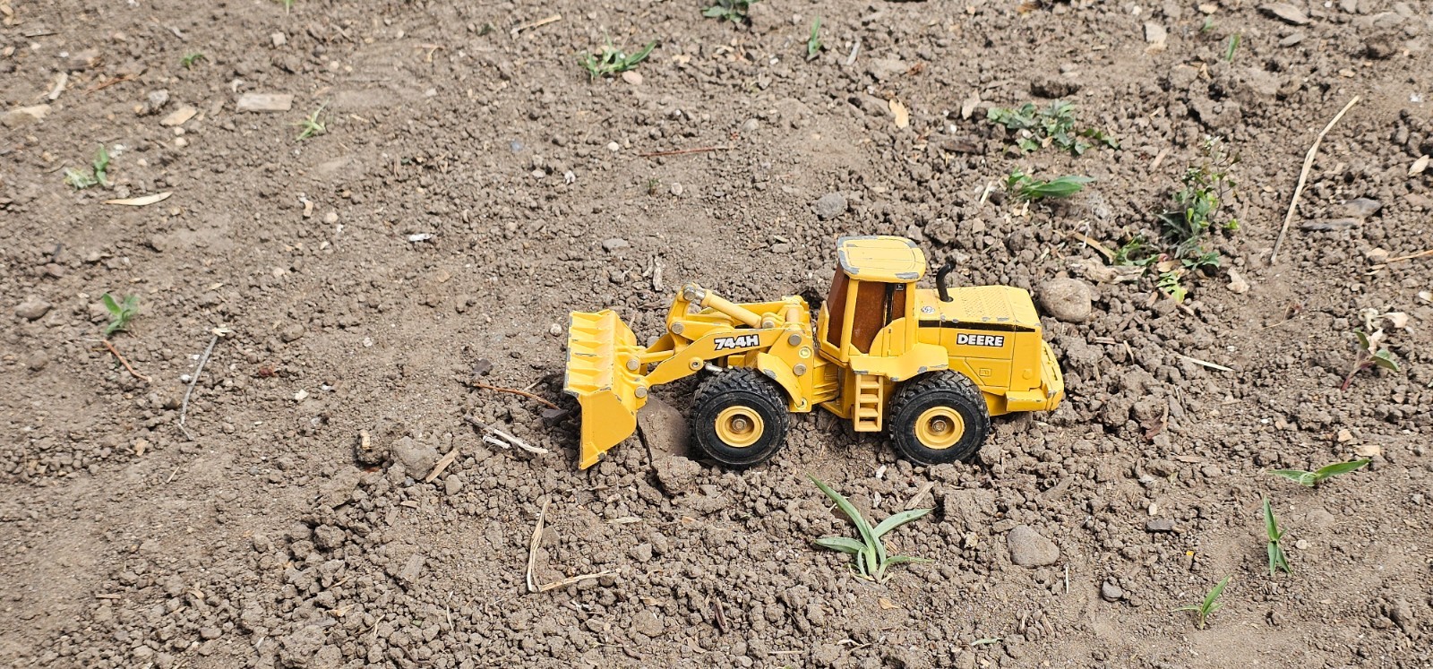 Vintage Pressed Steel Deere 744h Ertl 2389F