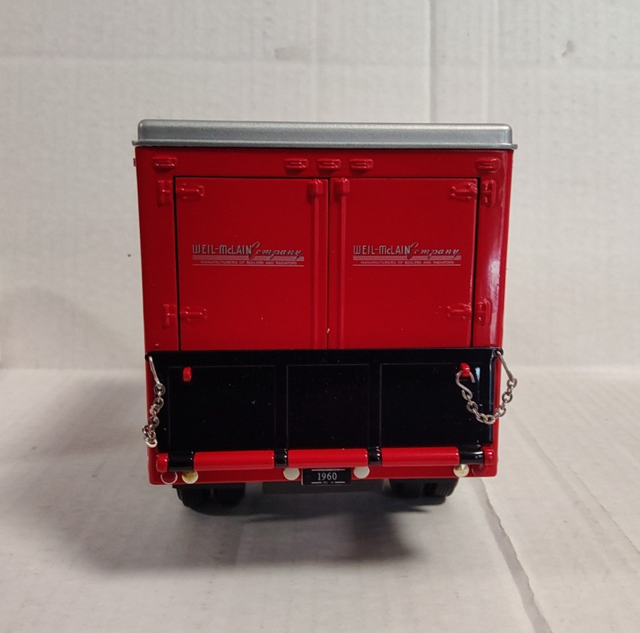 Ertl Weil-McLain Contractor Collection Series #8 1940 Ford Pickup 1960 Ford C800