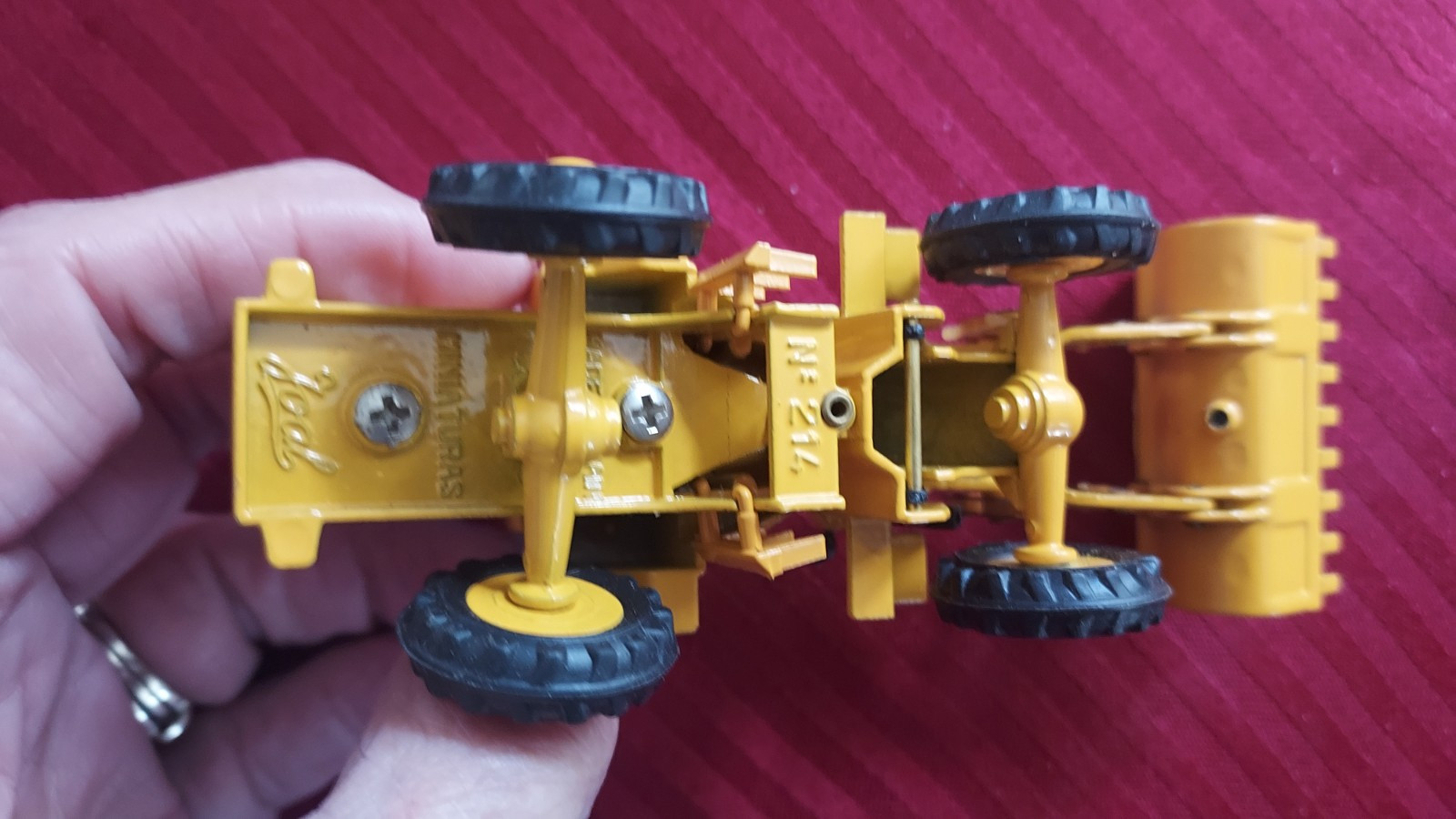VTG JOAL Front End Loader- 1:50 -No. 214 – Yellow
