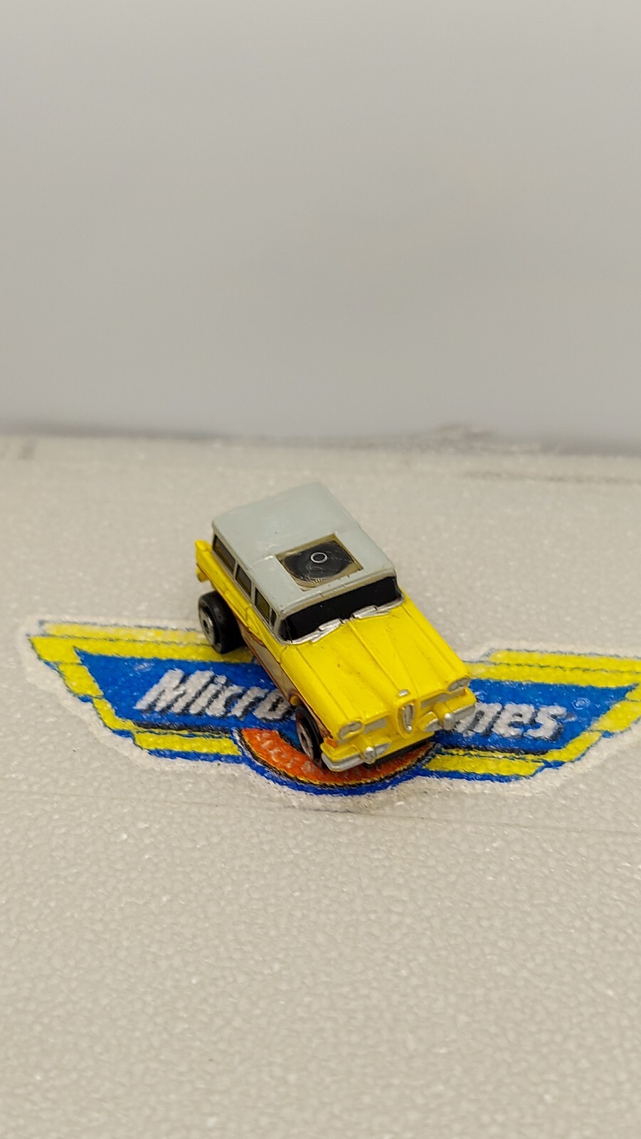Micro Machines #12 PRIVATE EYES Yellow Edsel