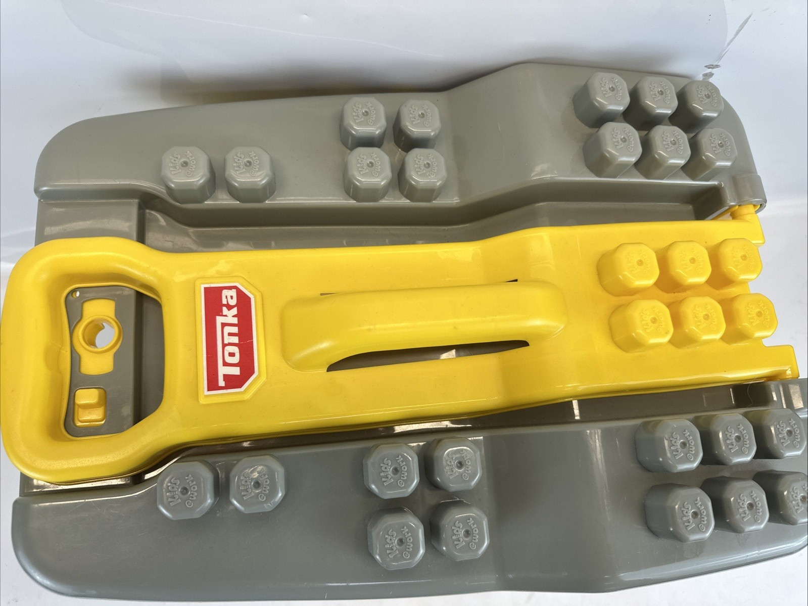 Hasbro Tonka Mighty-Tuff 2017 Dump Truck – Kids @ Work Construction Toy