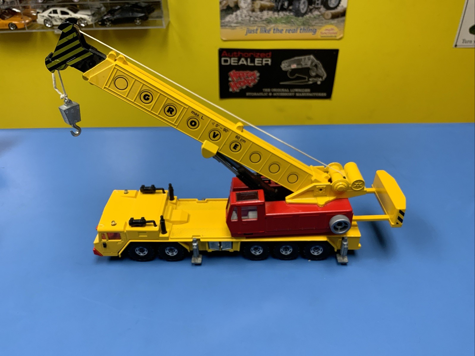 Vintage SIKU Tragkraft Hydraulic Grove Construction Crane W. Germany #4010