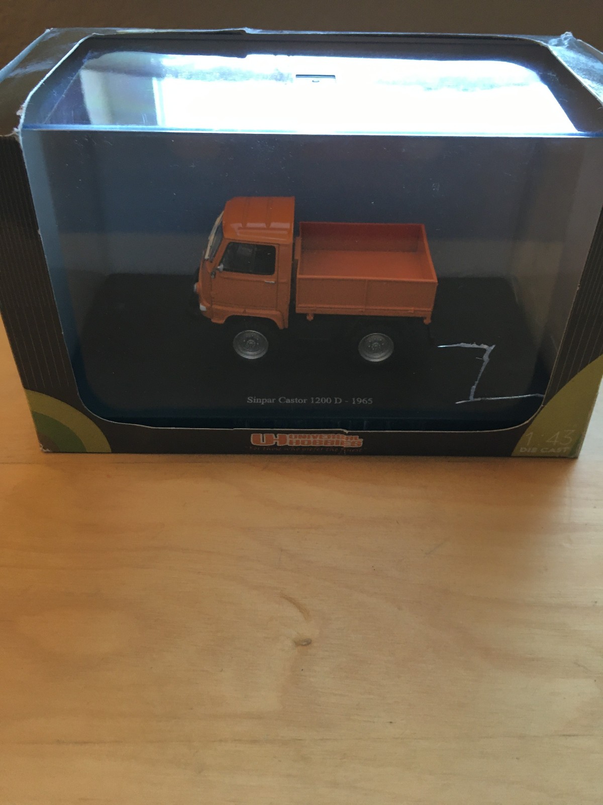 UNIVERSAL HOBBIES VINTAGE NO.UH6055 SINPAR CASTOR 1200 D 1965 PICK UP