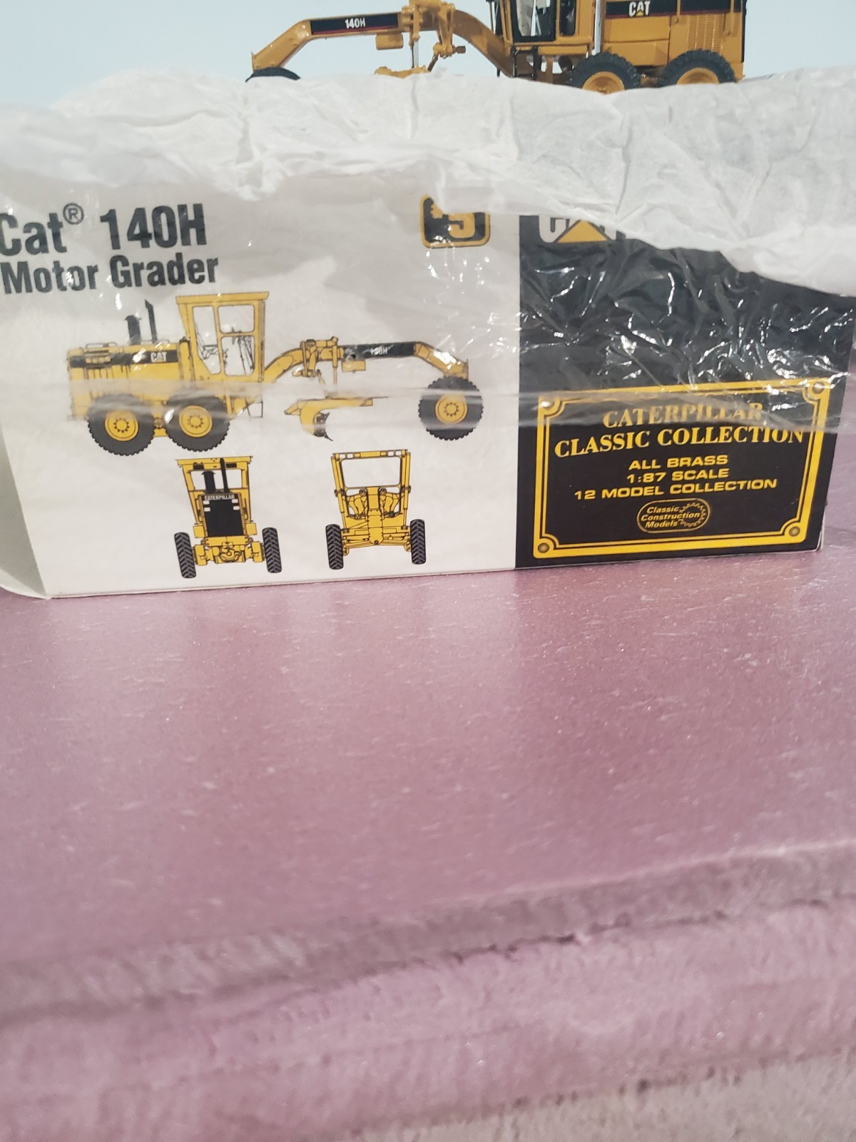 Caterpillar 140H Grader – 1/87 – Brass – CCM – Mint – With Box