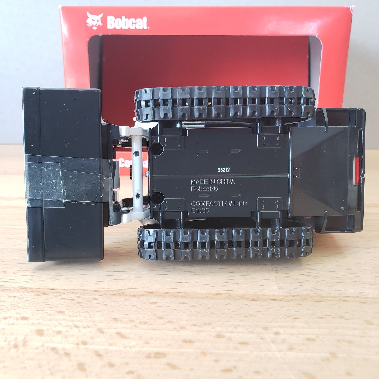 Bobcat T550 Compact Track Loader Diecast 1:25