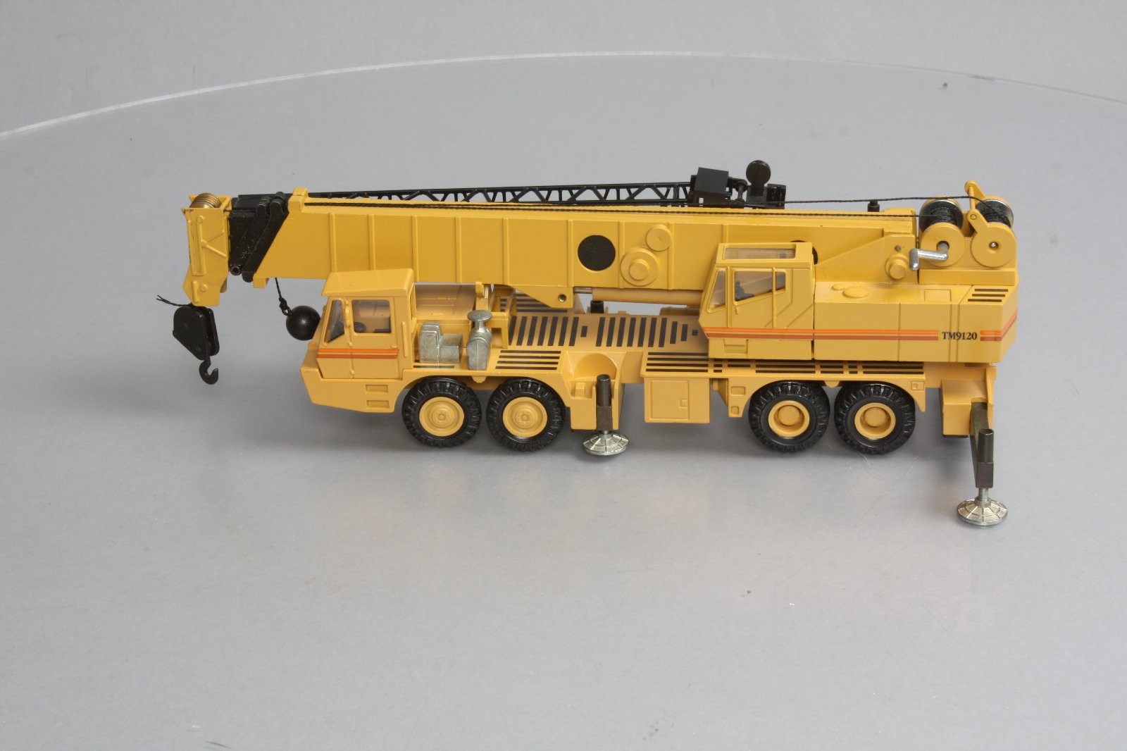 NZG 380 1:50 Scale Diecast Grove TM9120 Hydraulic Crane LN/Box