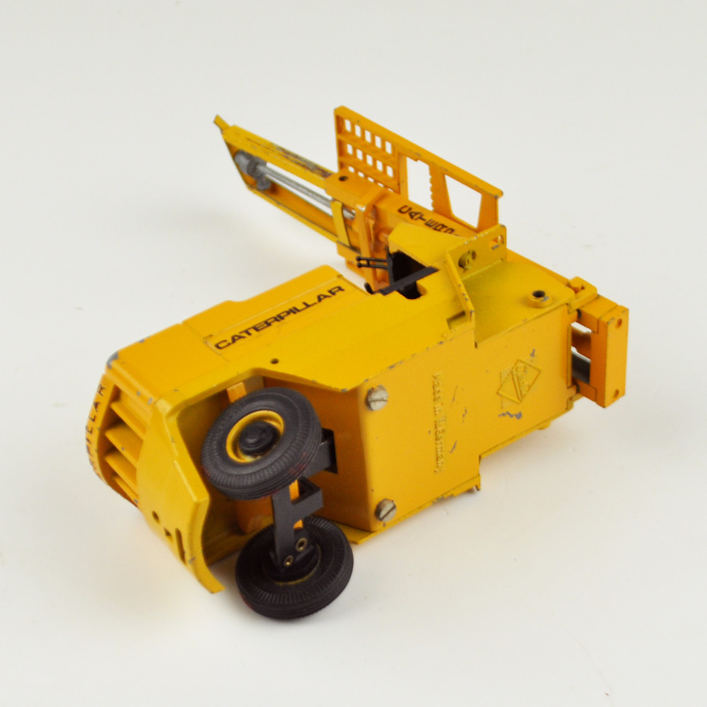 Gescha Caterpillar Forklift Fork-Lift Truck Yellow