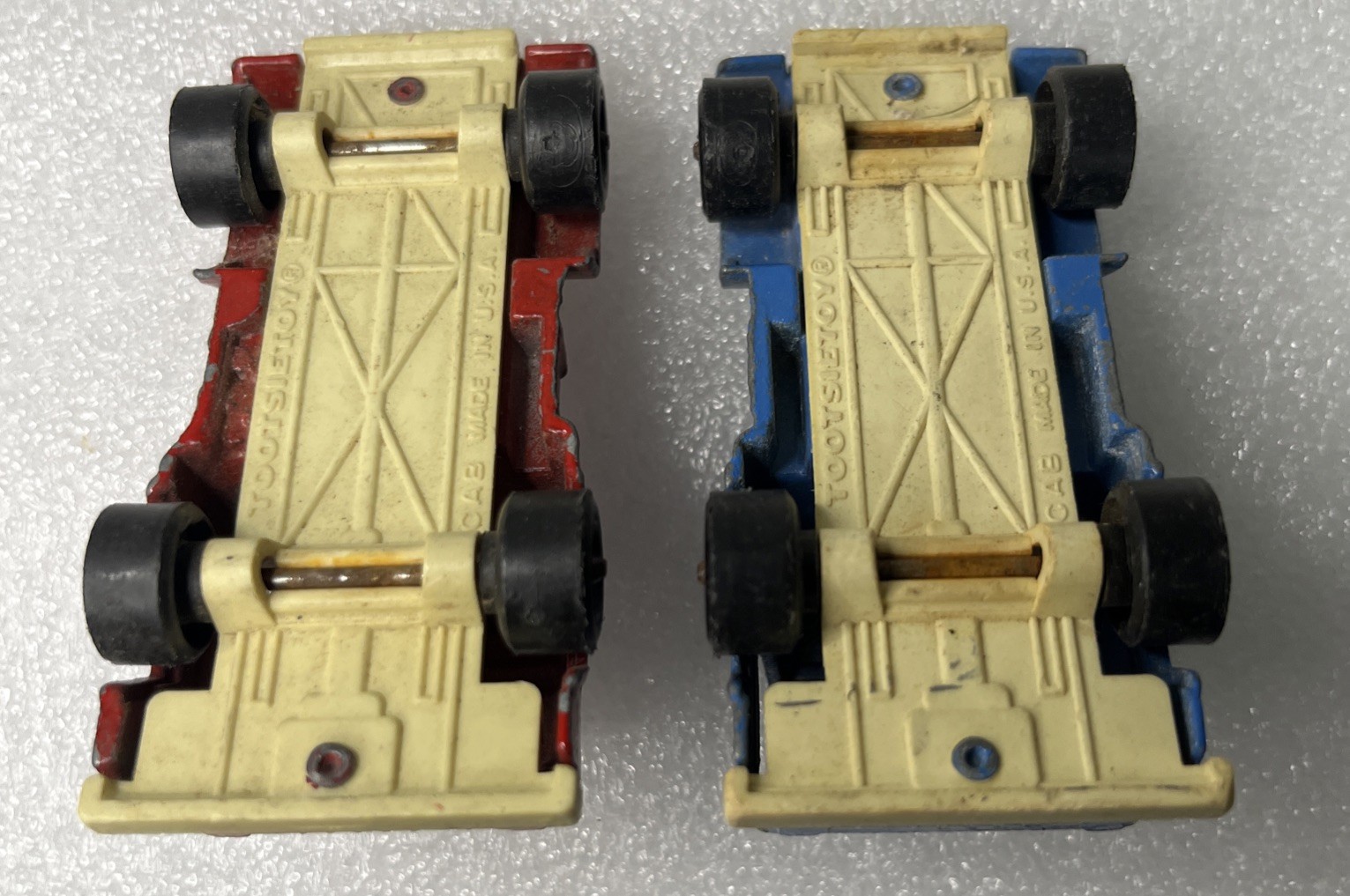 Vintage Tootsie Toy Small RED & BLUE Truck S-62