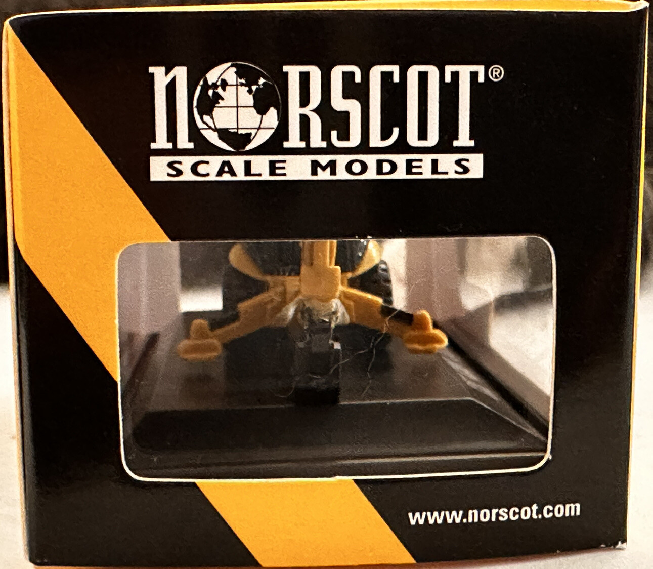 Norscot: Construction Mini’s: CAT 420E Backhoe Loader: