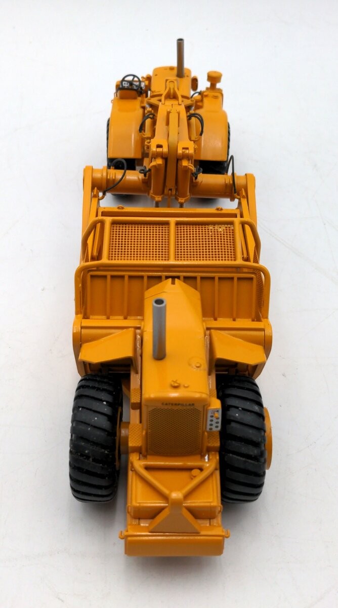 Black Rat Models 1:48 Scale Diecast Caterpillar 657 Scraper Push Pull