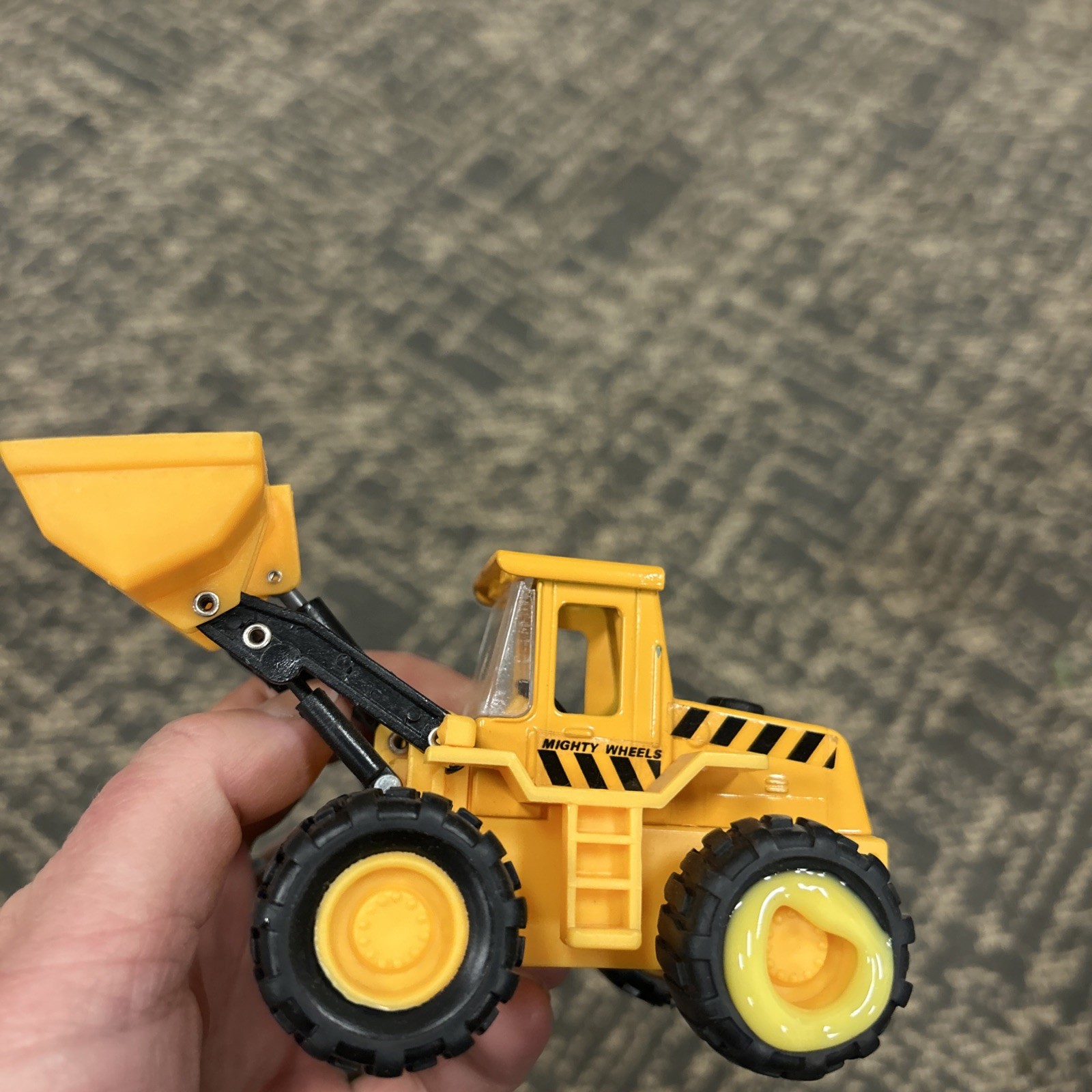 Tonka Mighty Diesel Front End Loader XMB-975 Wheels Vintage 1990s