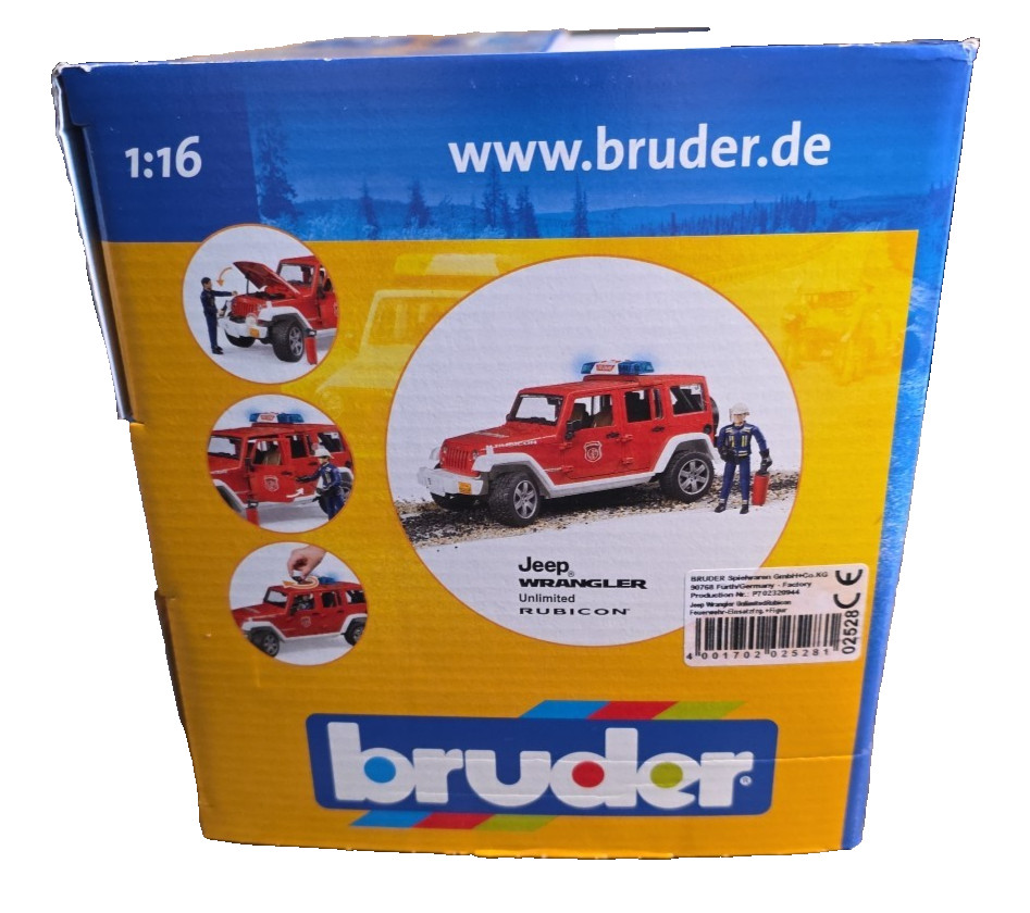 Bruder Jeep Wrangler Rubicon Wagon Firefighter Vehicle w/ Acss. & Light 1:16 NIB