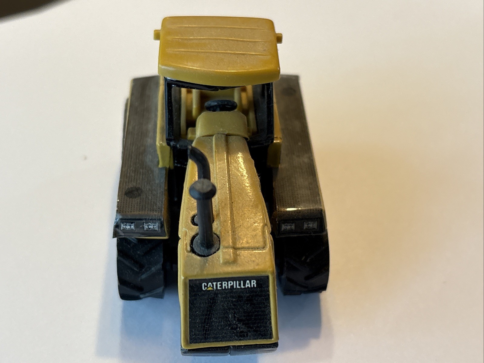 Caterpillar Cat Challenger 75 Crawler Tractor ERTL 1:64 Used Excellent Condition