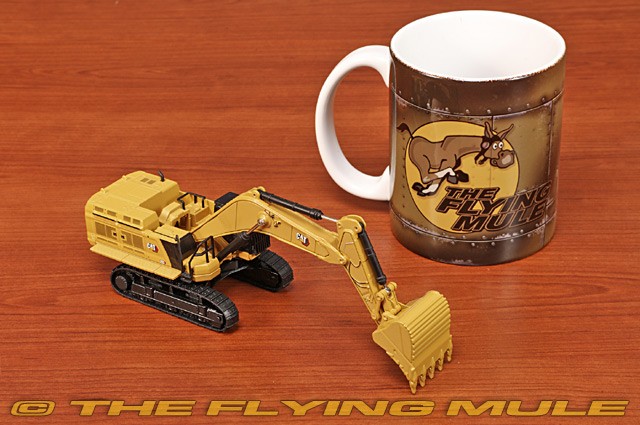 Diecast Masters 1:87 395 Excavator