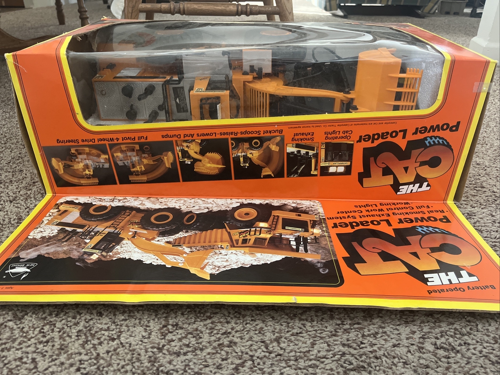 New Bright The Cat 992 Power Loader Tractor W Remote Vintage 1986, Never Used!