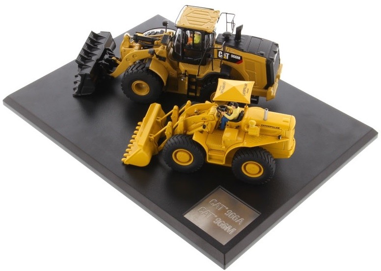 DIECAST MASTERS – Evolution Series Set with Two CATERPILLAR Loaders the…