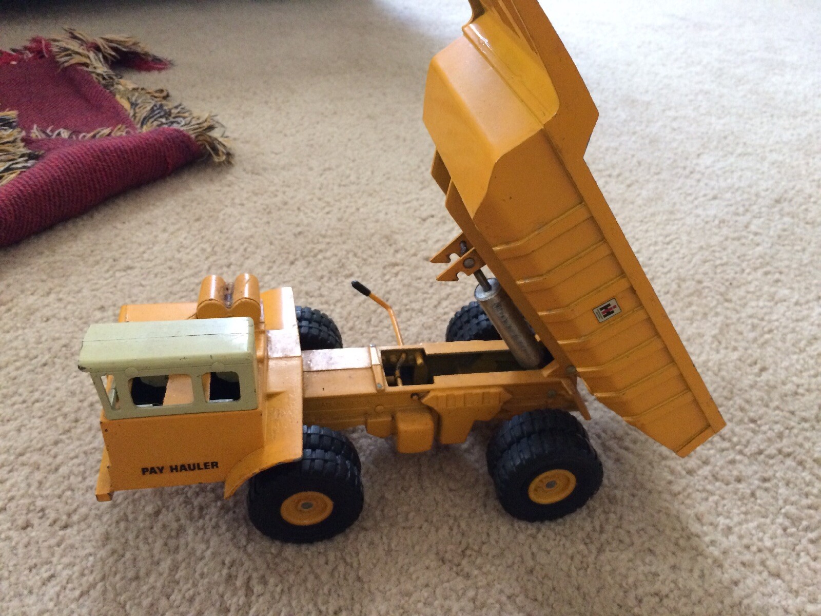 VINTAGE ERTL-IH-PAYHAULER-BLUEPRINT-HYDRAULIC DUMP TRUCK INTERNATIONAL-# 425