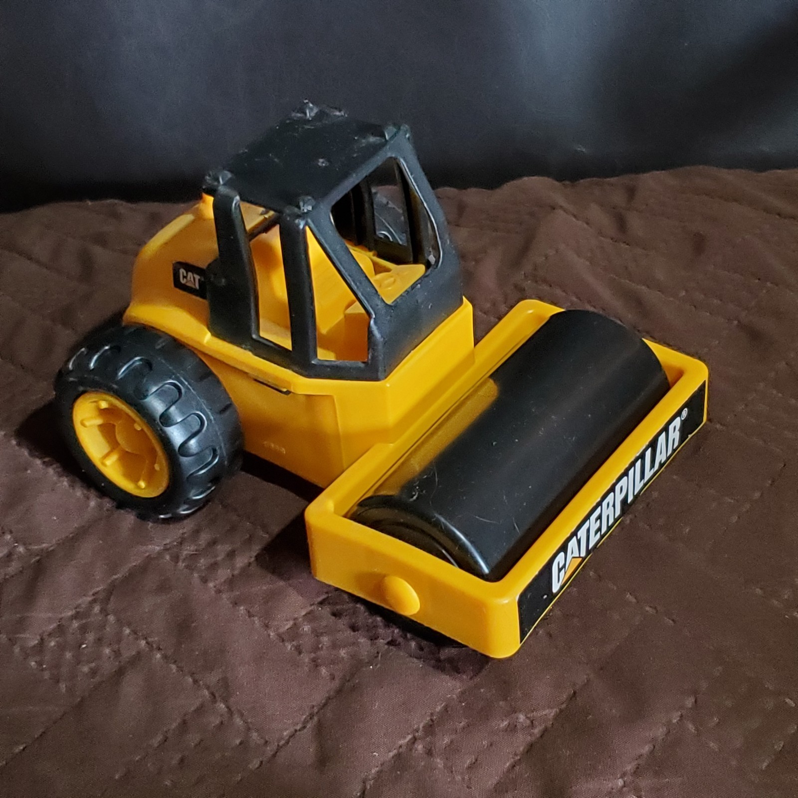 Lot 3 CAT Caterpillar 6″ Construction Vehicles Yellow Plastic Toy Dump Truck