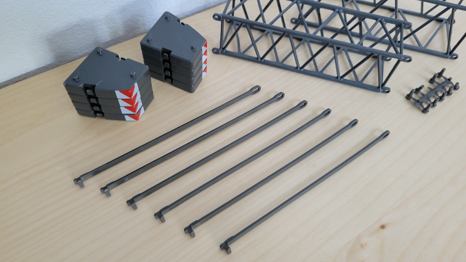 1/50 Conrad 98003 Sennebogen 5500 Crawler Crane – Boom Extension Kit
