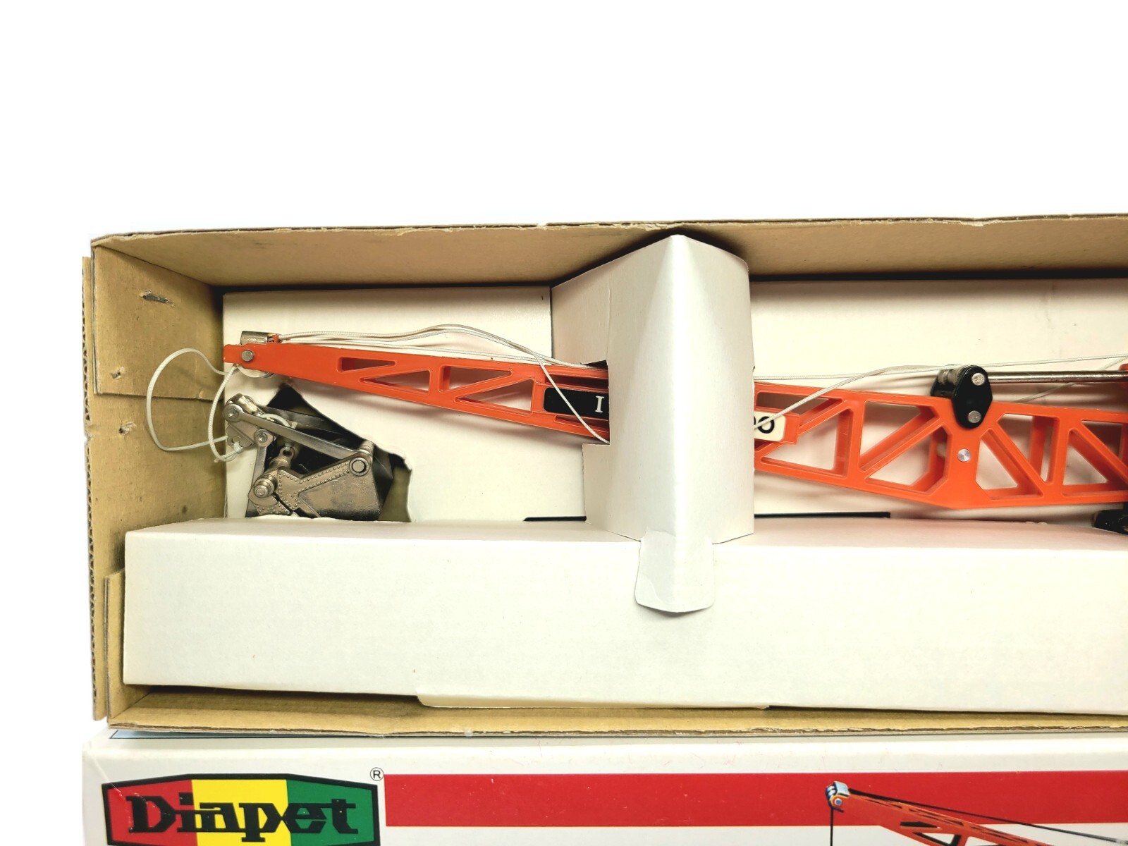 IHI K1600 Lattice Crane with Clam Bucket – Diapet 1:50 Scale Diecast Model #K-21