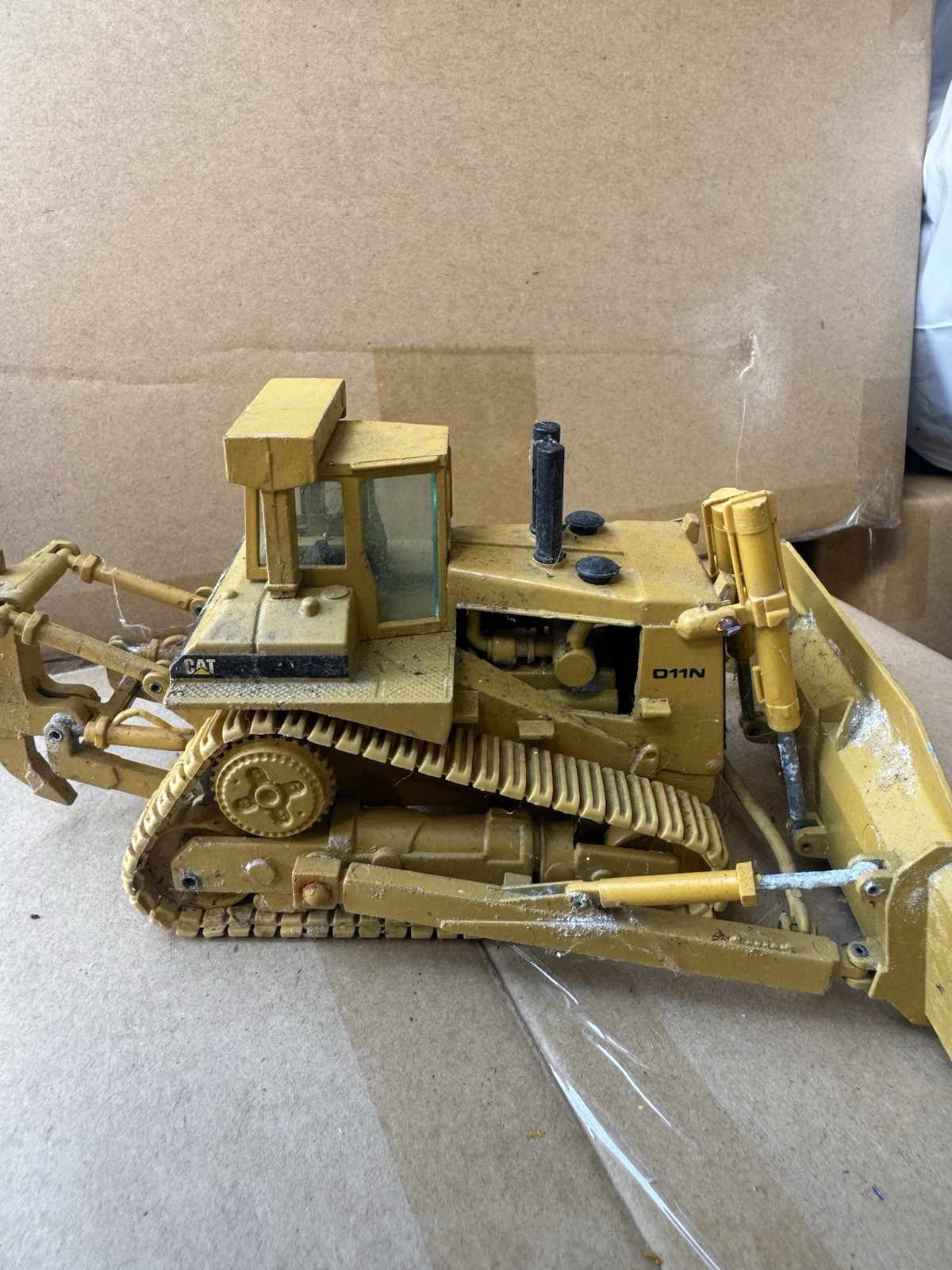 Vintage Caterpillar CAT D11N Diecast bullDozer Model Yellow & Black Track-Type