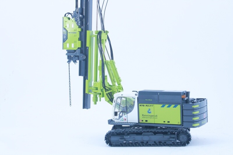 1:50 BYMO RTG RG21T Pile Drive with Hydraulic Vibrator Machine Diecast Model #3